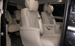 奔驰v260改装红白个性化内饰,车内加装奢华航空座椅