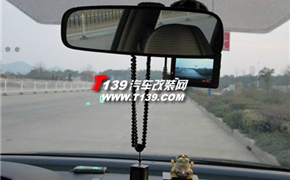 本田CR-V安装抬头显示器与行车记录仪 实现同时记录车速效果
