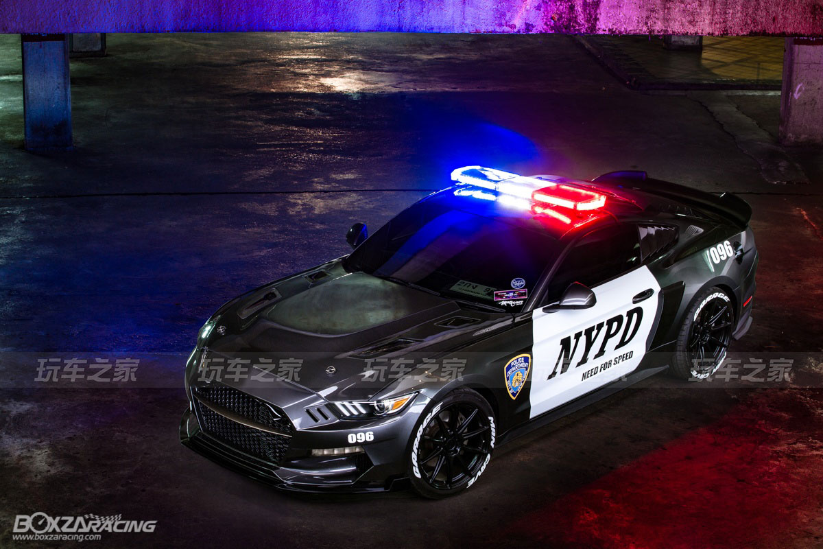 福特Mustang改装案例千千万，车主觉得改成美国警车最帅气