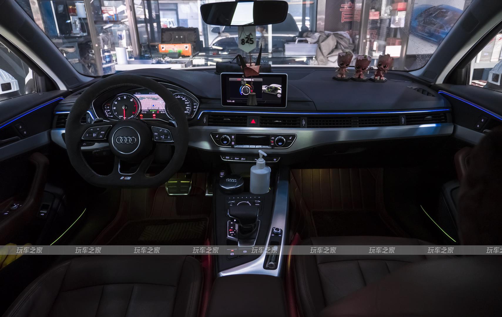 第一视角 梅赛德斯·奔驰 A Class AMG A45 S - 夜间驾驶 - 环境氛围照明 by AutoTopNL_哔哩哔哩_bilibili