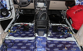 丰田霸道音响改装 大能隔音 电动真皮座椅 智能行车辅助