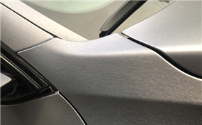 宝马X5拉丝的质感 全车改色贴膜拉丝钢