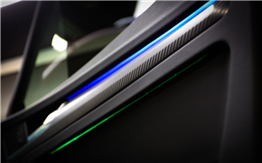 奧迪Q5L改裝原廠32色氛圍燈+S-line打孔方向盤+二代胎壓