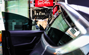 特斯拉Model 3贴圣科隐形车衣+全车玻璃膜