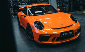 重燃激情！保时捷911升级GT3前保、Spirt超亮橙改色、车灯熏黑