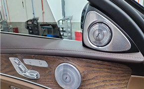 奔驰E300L升级原厂全套13喇叭柏林之声音响