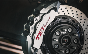 丰田亚洲龙前轮升级tei p60es大六刹车套件TEI Racing官方案例