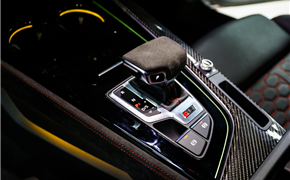 奥迪RS4仪表台氛围灯+亮黑氛围灯储物格面板