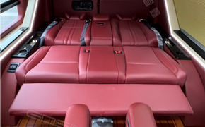  GMC房车内饰改装升级，充满房车的色彩。